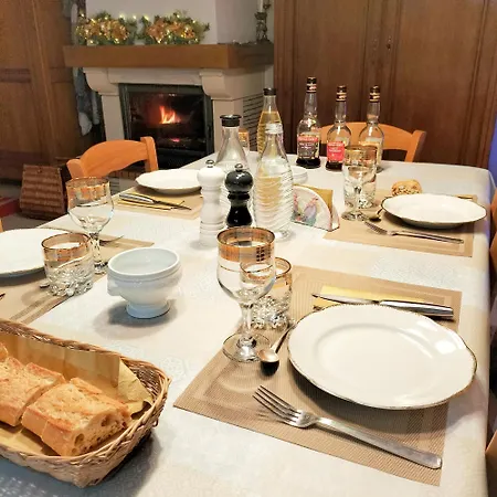 étape Au Chemin Des Dames - Et Table D'hôtes Pontavert